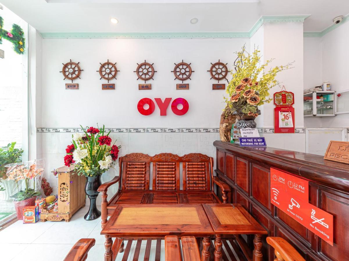 Oyo 828 Hoa Giay Hotel Nha Trang Buitenkant foto