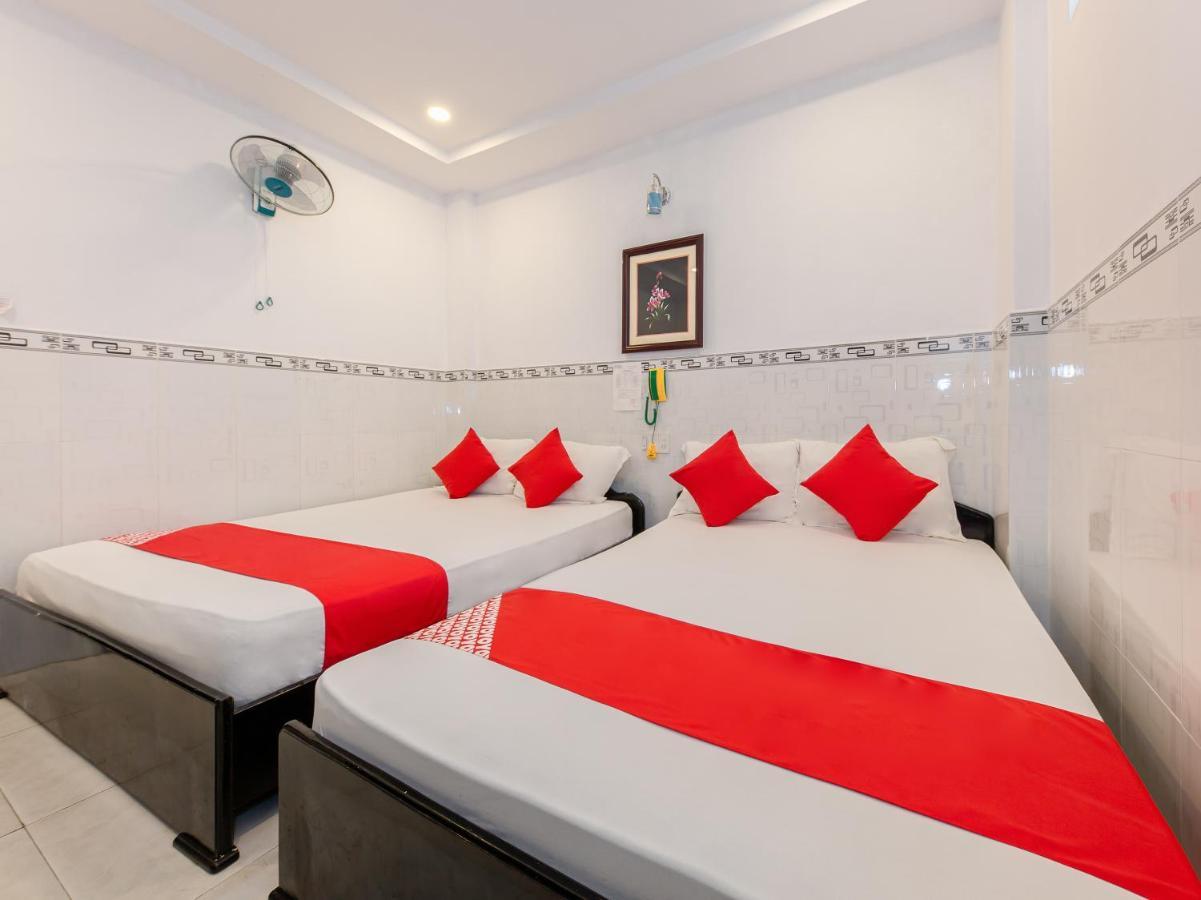 Oyo 828 Hoa Giay Hotel Nha Trang Buitenkant foto