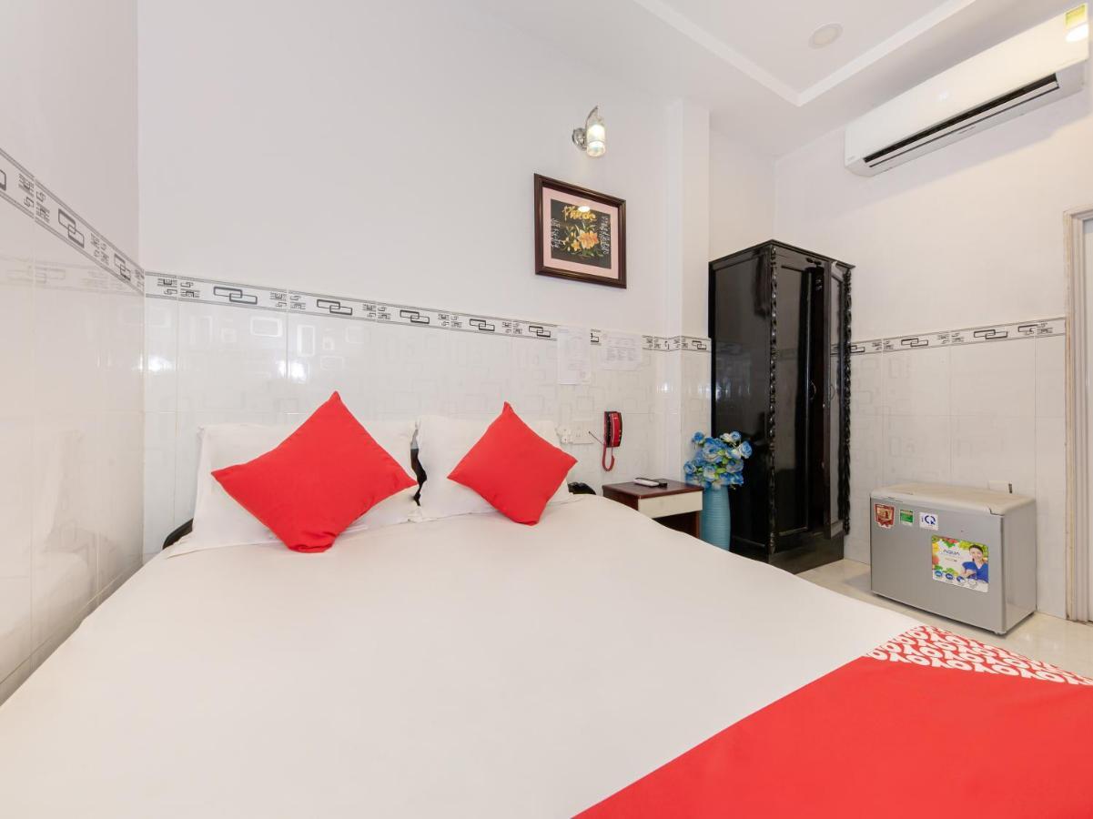 Oyo 828 Hoa Giay Hotel Nha Trang Buitenkant foto