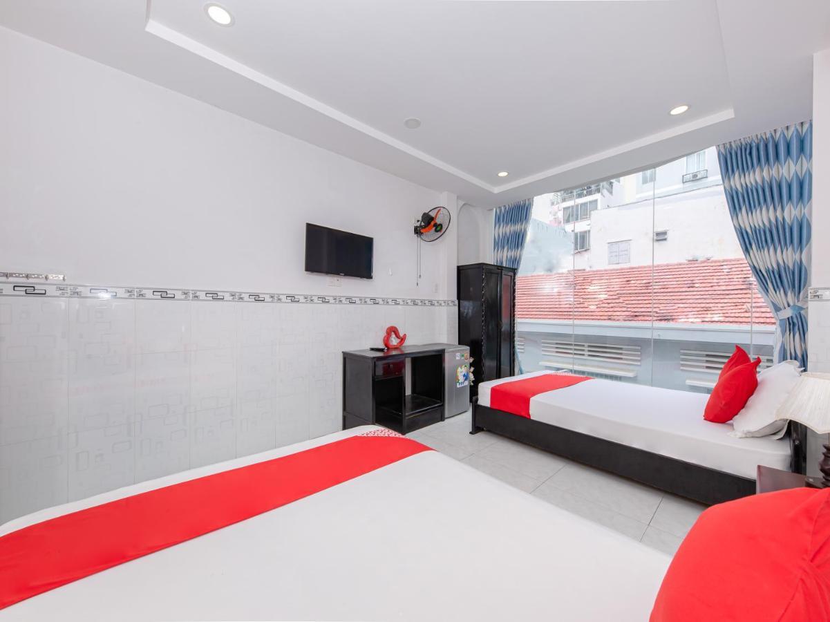 Oyo 828 Hoa Giay Hotel Nha Trang Buitenkant foto