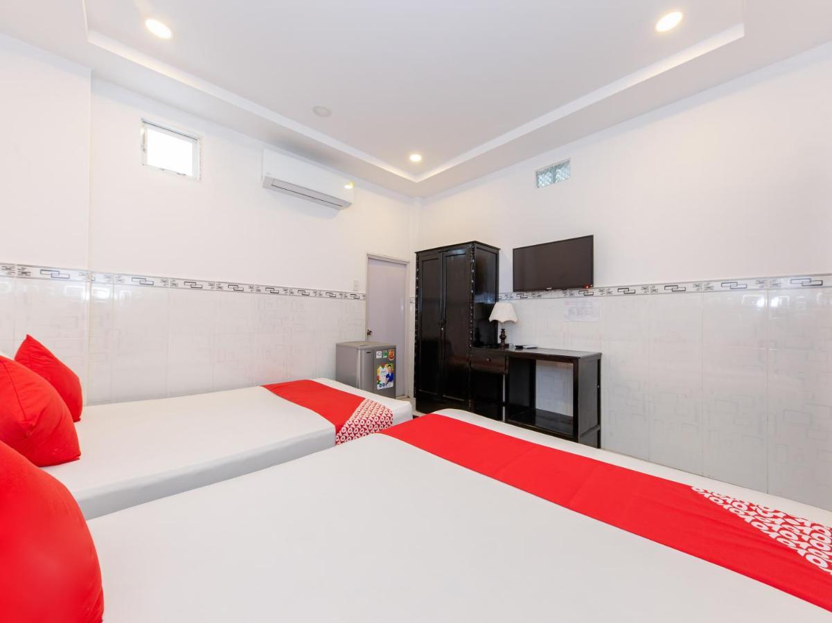 Oyo 828 Hoa Giay Hotel Nha Trang Buitenkant foto